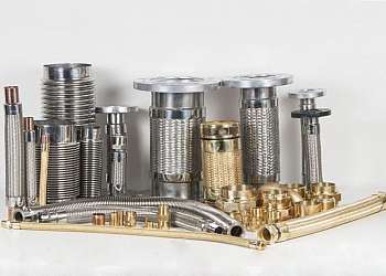 Tubos metálicos flexíveis operam com -196 a 600°c Tubos metálicos flexíveis operam com -196 a 600°c